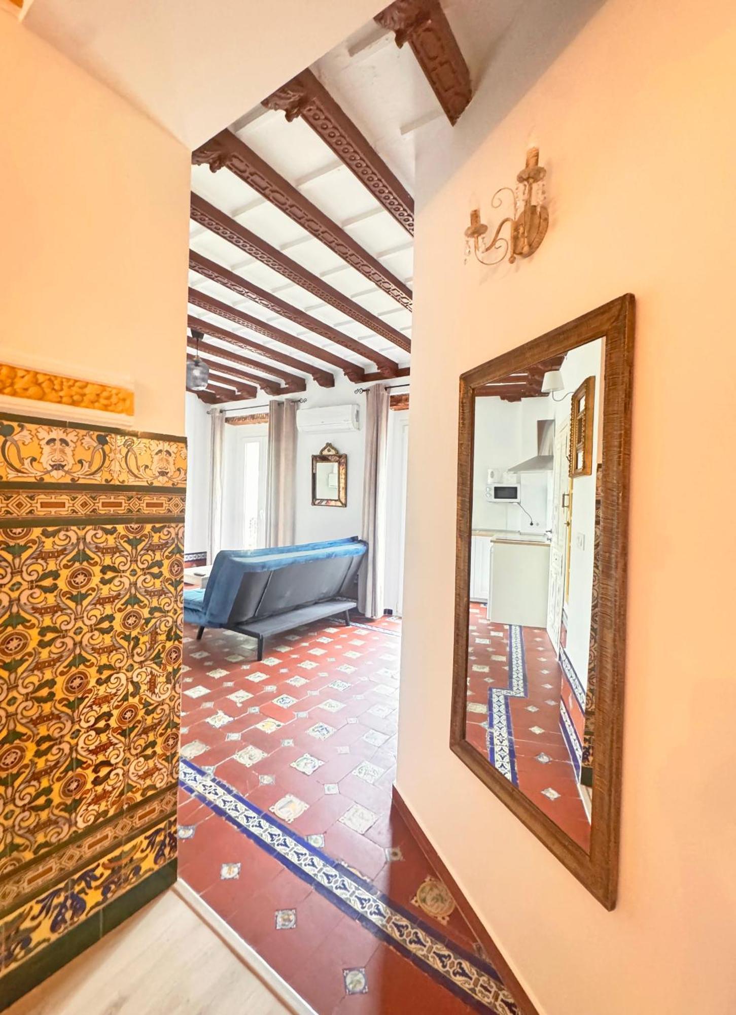 Palace House Hercules - Apartments Seville Exterior photo